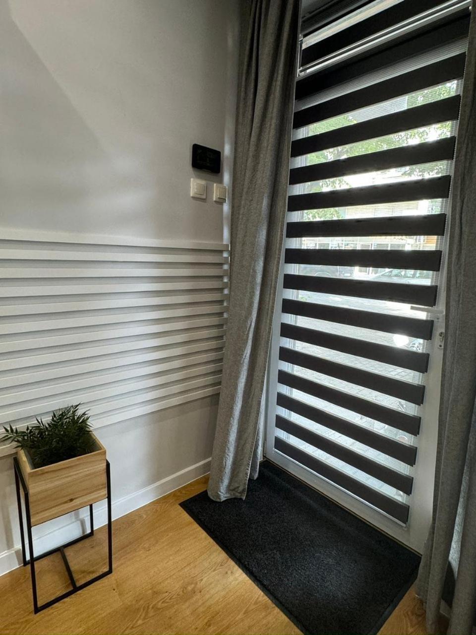 Apartament Casa Raffaelo Burgas Zewnętrze zdjęcie